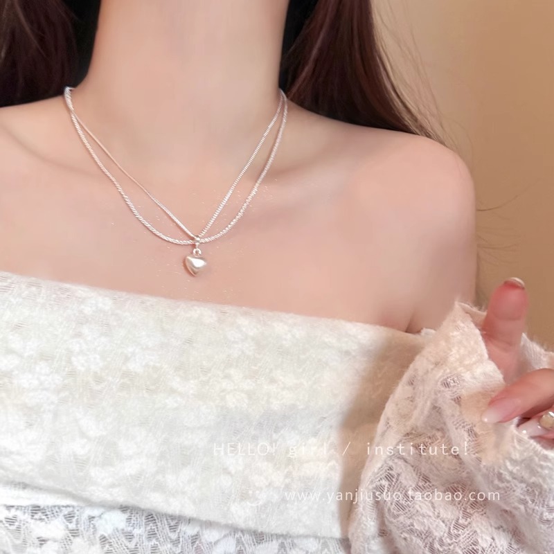 Sparkling heart-shaped pendant necklace for women, a high-end, light luxury, niche and exquisite necklace, versatile and elegant collarbone chain details Picture