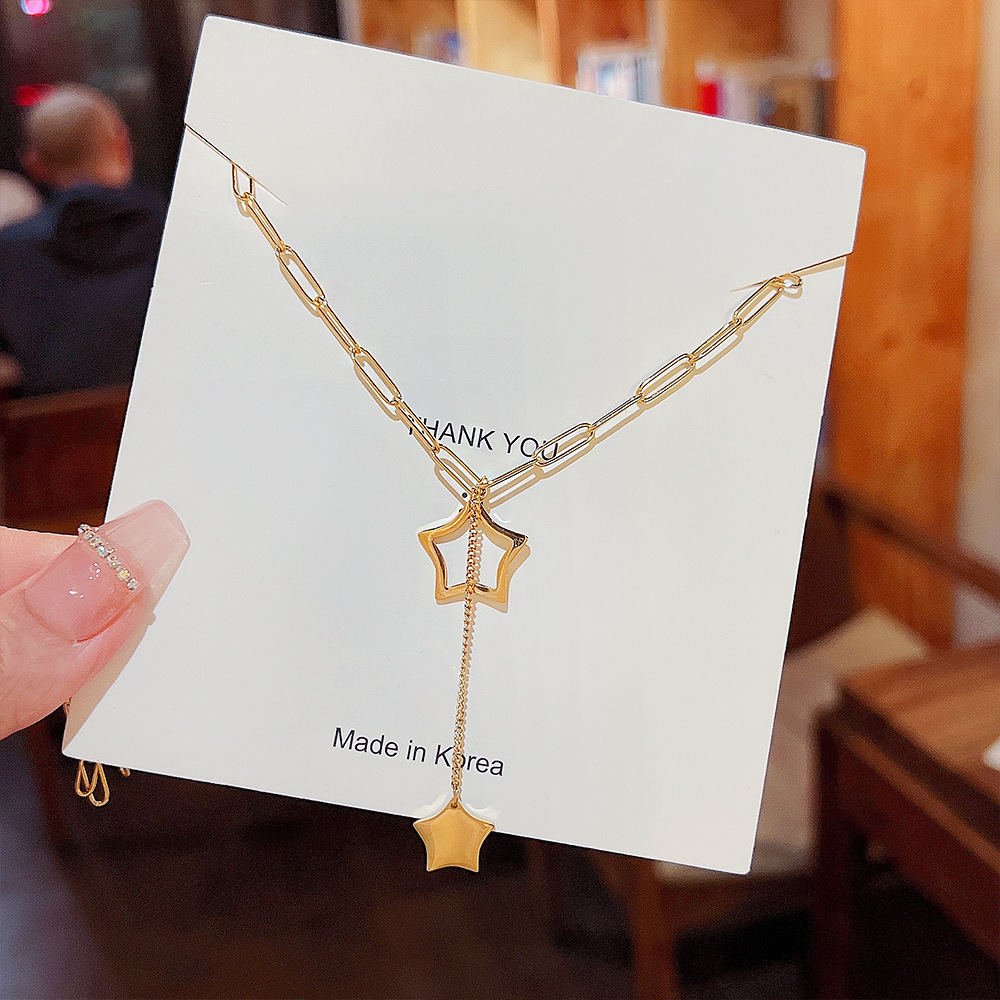 Commuting five-pointed star titanium steel non-fading necklace, 18K gold design, tassel collarbone chain, a versatile hair accessory details Picture