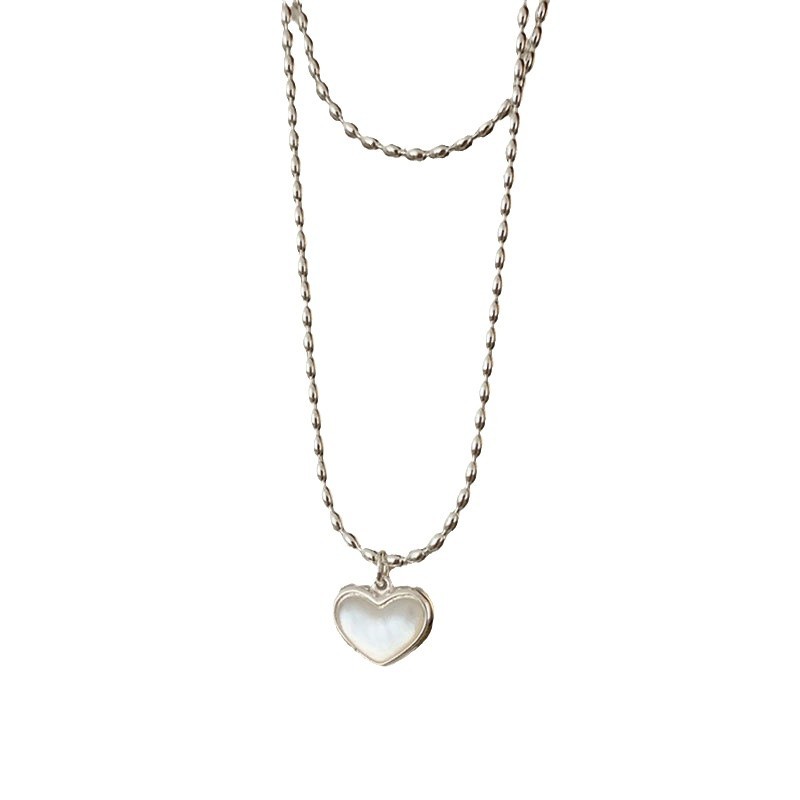 Mother-of-pearl heart-shaped pendant necklace for women, a niche, light luxury, elegant and simple style, fashionable and trendy, versatile necklace and collarbone chain Item Picture