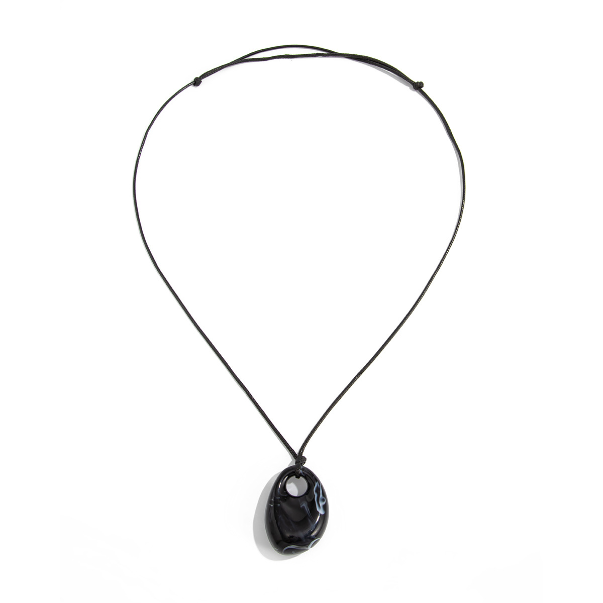 European and American cross-border jewelry, high-end, simple resin pendant necklace, personalized retro black rope adjustable collarbone chain Item Picture