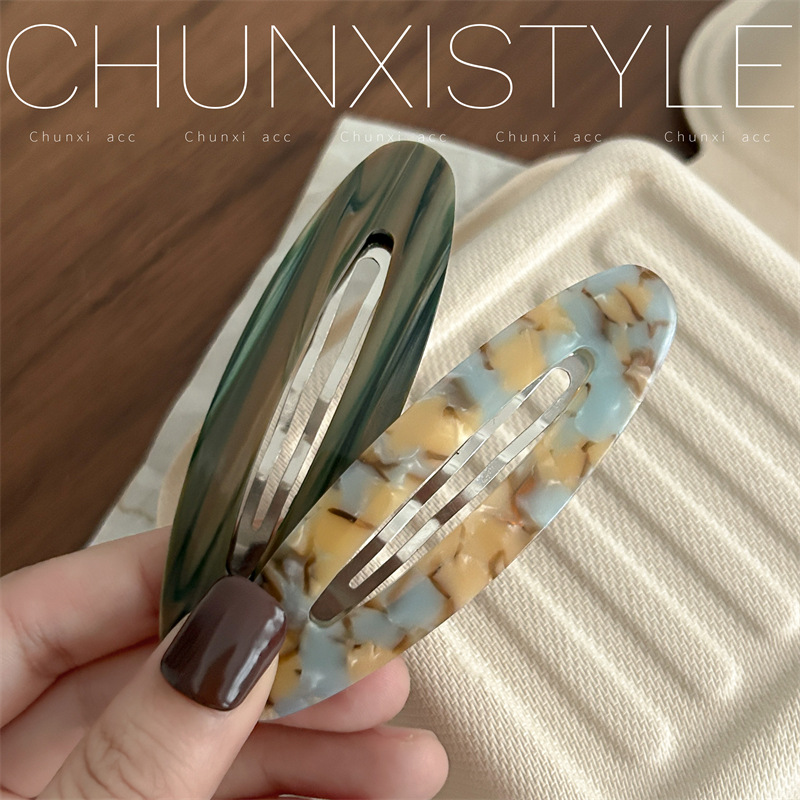 High-end acetate bb clips from Japan and South Korea, forehead bangs clips, side clips, simple and elegant style, hair clips at the back of the head, headwear for women Application Scenario