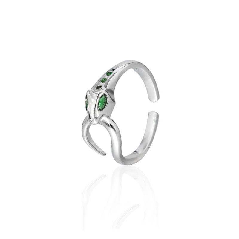 A niche design sense zircon Slytherin Snake House open ring for women on Instagram, with a cold and unique style, trendy and cool food ring Application Scenario
