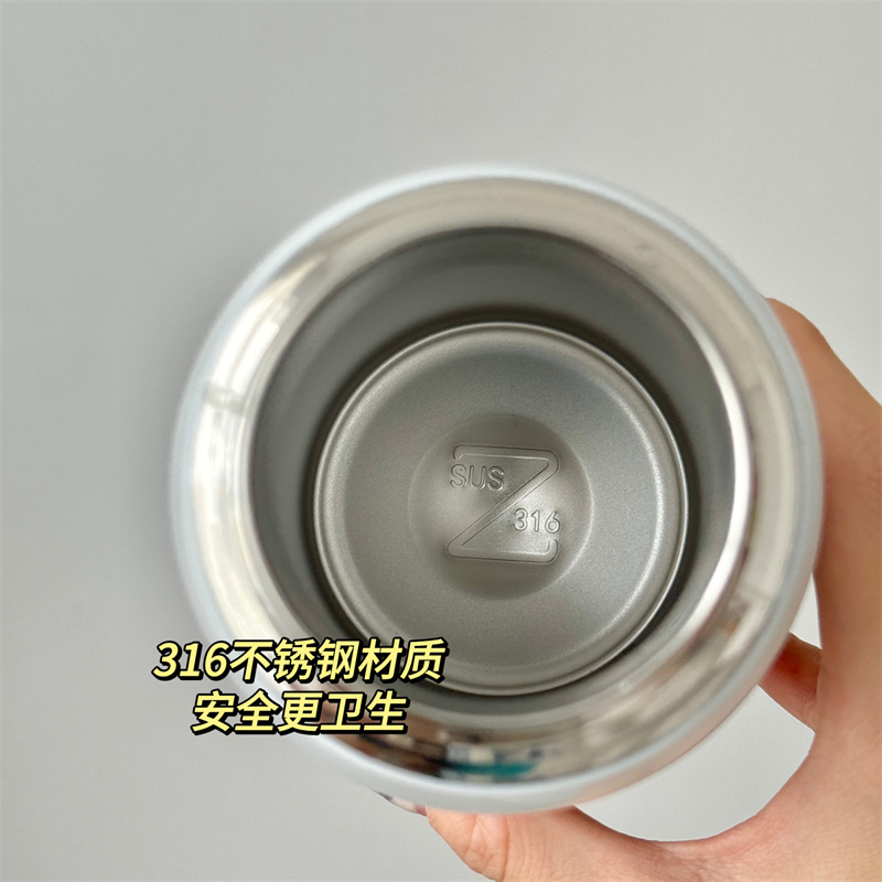 Cute and fun cartoon double-drinking insulated cup, girls' high school appearance level, outdoor portable stainless steel children's insulated cup with handle rope Application Scenario