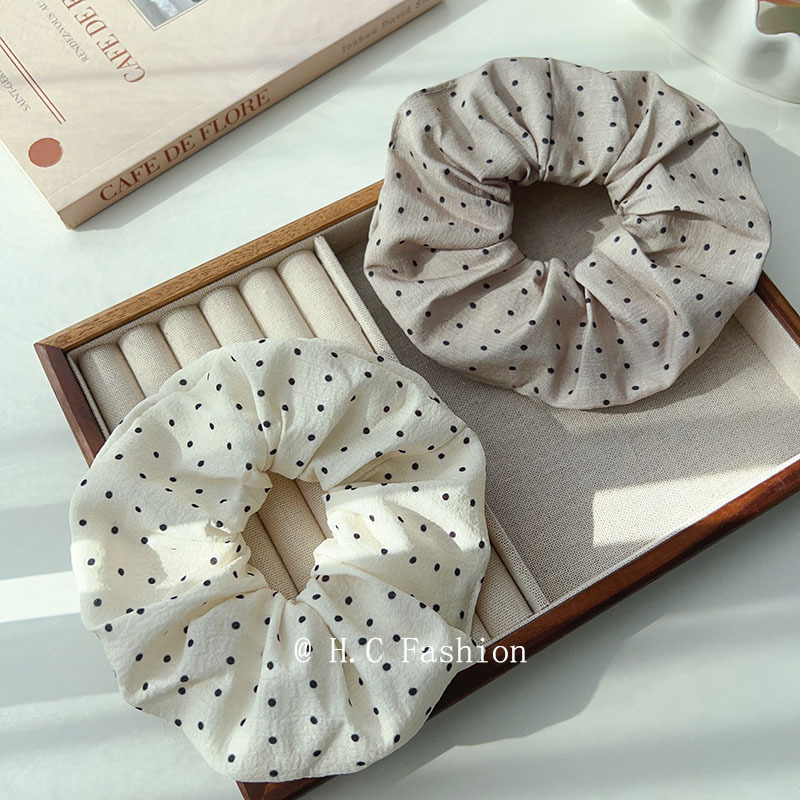 Puff pastry polka dot fabric large intestine hair band for women, loose pleated retro large intestine hair band, sweet and elegant, large bun headband full figure