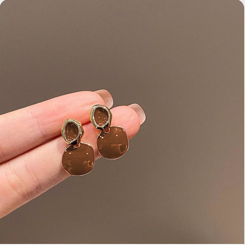 French retro caramel glaze stud earrings for women 2025 new, unique and niche spring and summer earrings with a light luxury and high-end feel Specification drawing