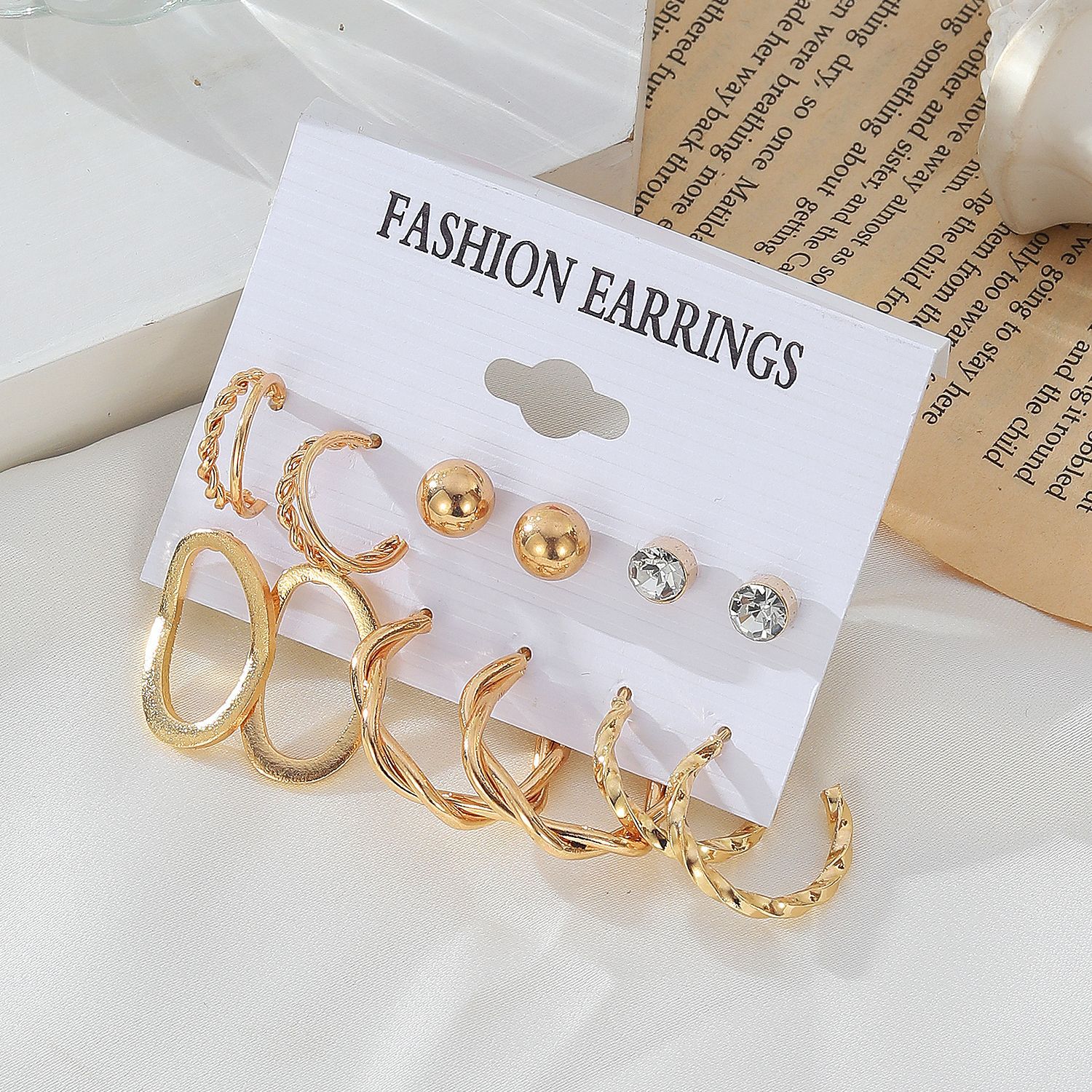 European and American style metal ear rings, square geometric earrings, retro diamond-encrusted earrings, high-end earring set of 6 pieces Application Scenario