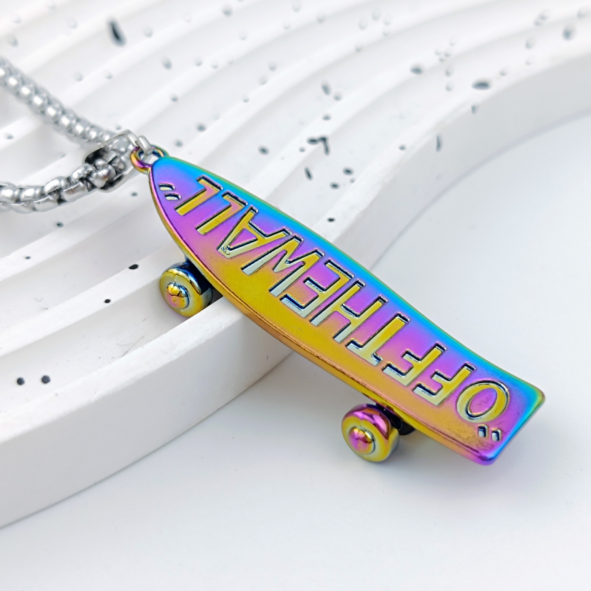 Cross-border fashion colorful skateboard necklace, Instagram trendy Internet celebrity, European and American hiphop street personality sweater chain pendant details Picture
