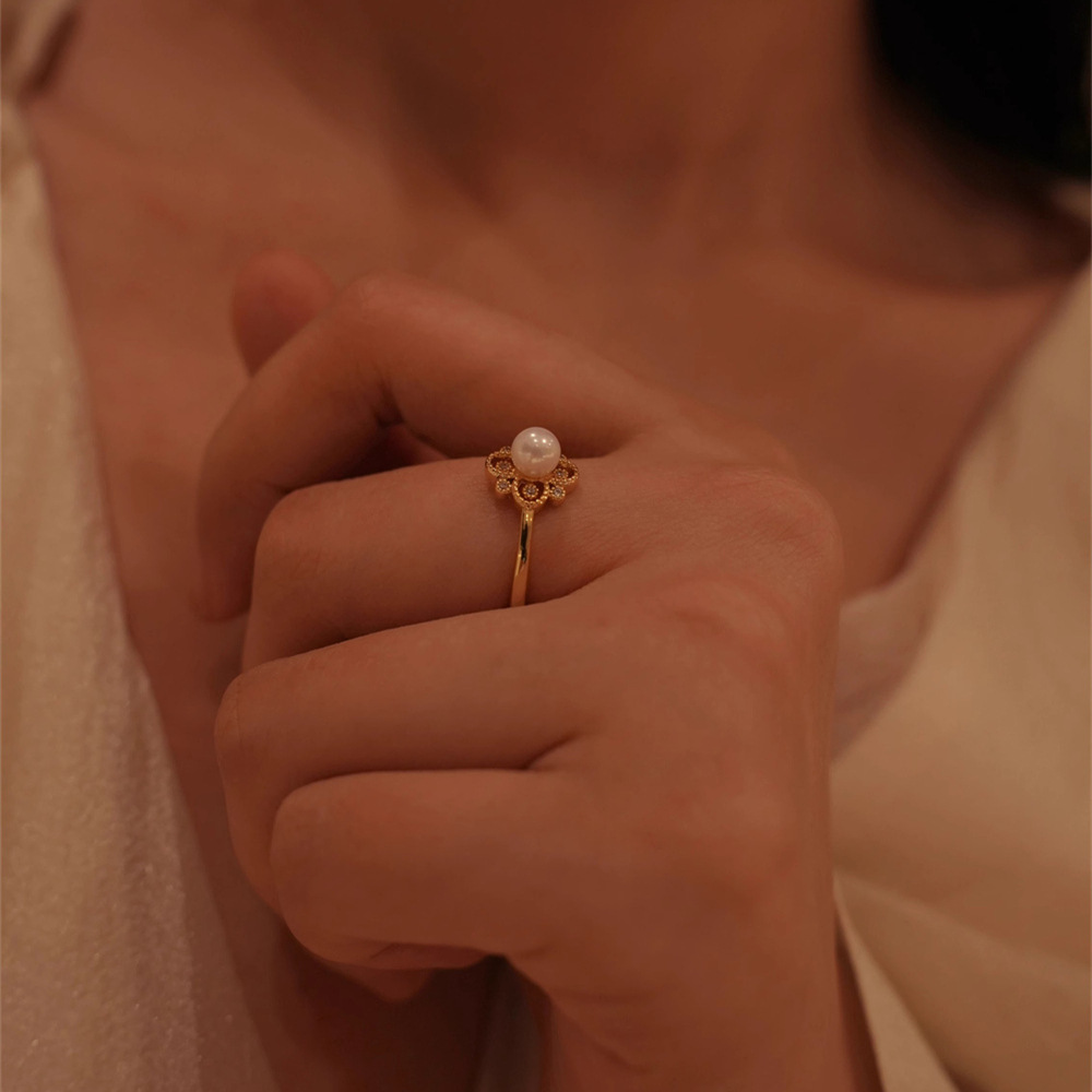 French vintage lace diamond-encrusted pearl ring, women's high-end and light luxury index finger ring, open ring trend Specification drawing