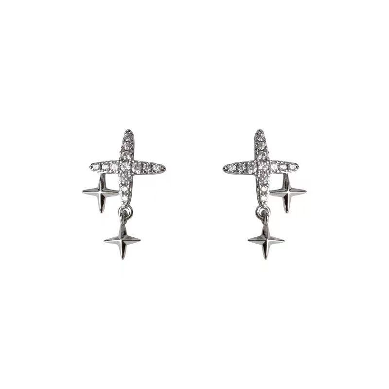 s925 Exquisite Super Sparkling Star Cross Earrings, a sweet and cool niche design for women, stylish and versatile stud earrings Item Picture