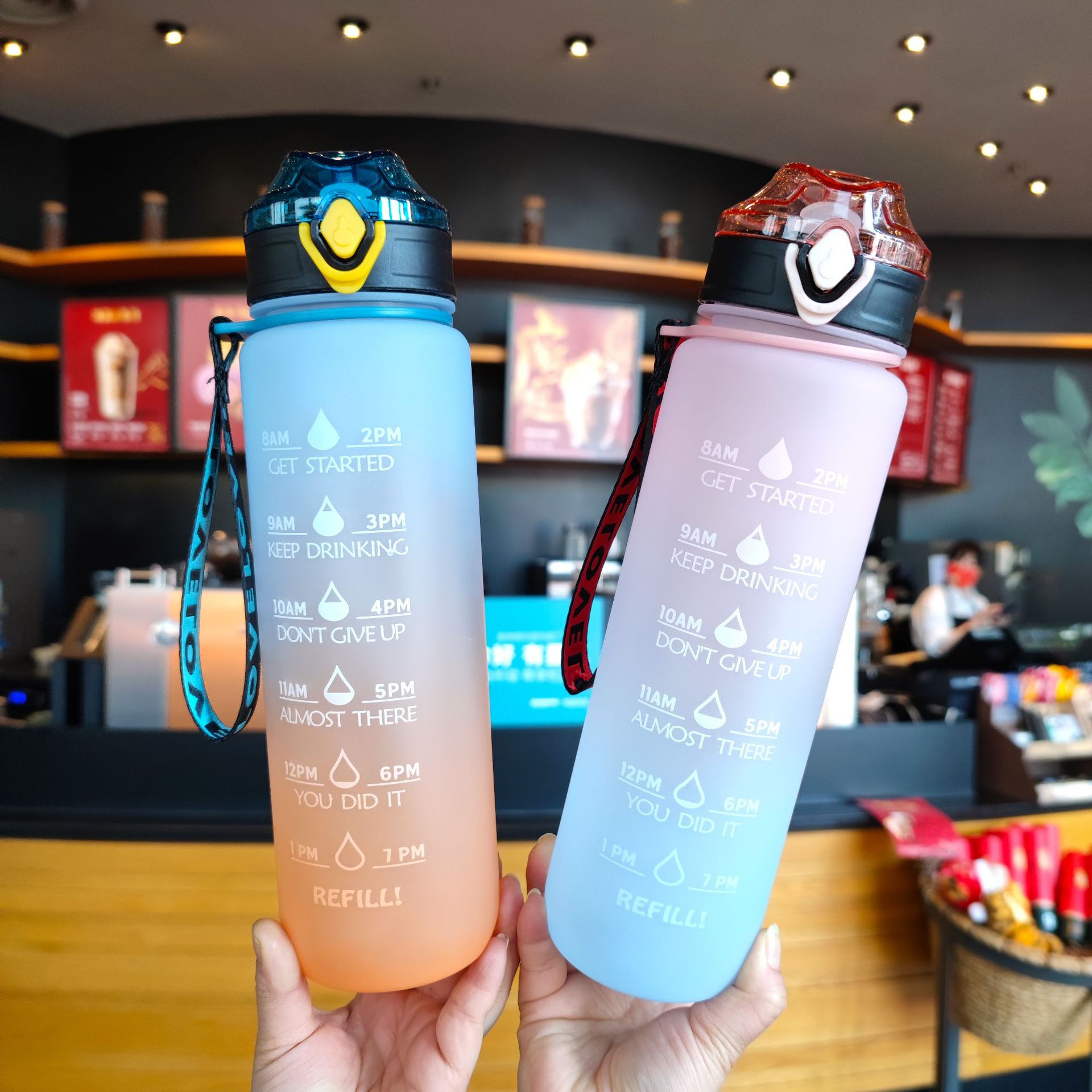 Large-capacity water bottle, gradient frosted duckbill shaped straw, portable rope, outdoor sports water cup 1000ml Specification drawing