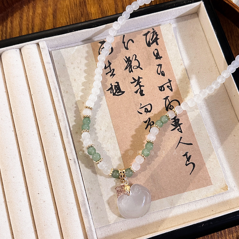 "Zhi Chun" ancient-style glass beads necklace, sweater chain, New Chinese-style niche Chinese-style horse face skirt accessories details Picture