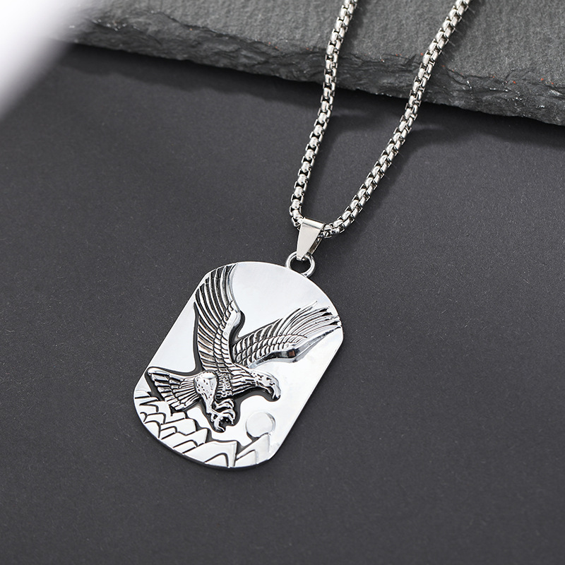Wholesale of Amazon, European and American cross-border retro and personalized hip-hop necklaces, Korean shield tags, pendants and accessories Application Scenario