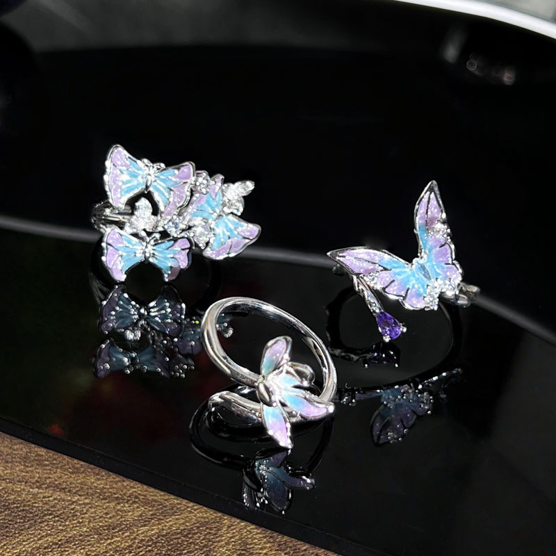 French dreamy purple gradient irregular butterfly opening ring, a sweet and fashionable floral ring with a feminine charm Application Scenario
