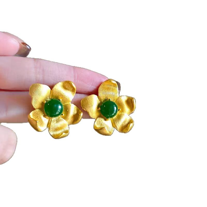 vintage flower earrings in Chinese style, French court style, high-end, light luxury, socialite style, exaggerated Hong Kong style accessories Item Picture