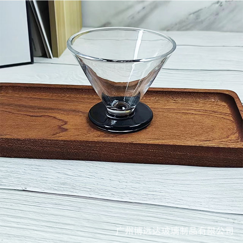 High appearance level, niche design, iced Americano cup, glass cup, French vintage champagne cup, tall ice cream cup Specification drawing