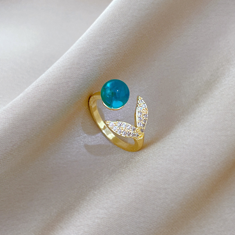 【 Real Gold 】 Korean version super shiny emerald crystal fishtail ring with adjustable opening, simple Japanese-style wrist ring details Picture