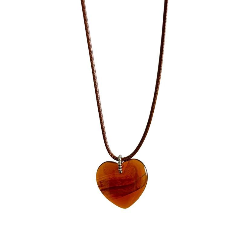 Autumn and winter Maillard coffee-colored heart-shaped necklace for women, hand-woven, simple, fashionable and versatile, elegant sweater chain Item Picture