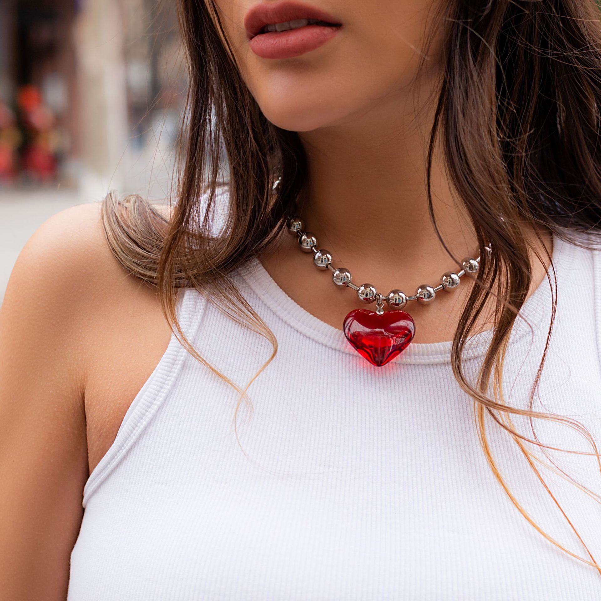 European and American cross-border jewelry, simple chain heart choker collarbone chain, French sweet and cool, niche heart-shaped necklace for women full figure