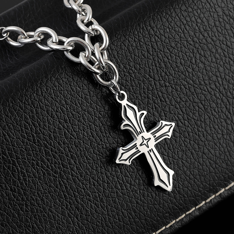 Cool and trendy titanium steel cross necklace, men's hip-hop personality long pendant accessory full figure