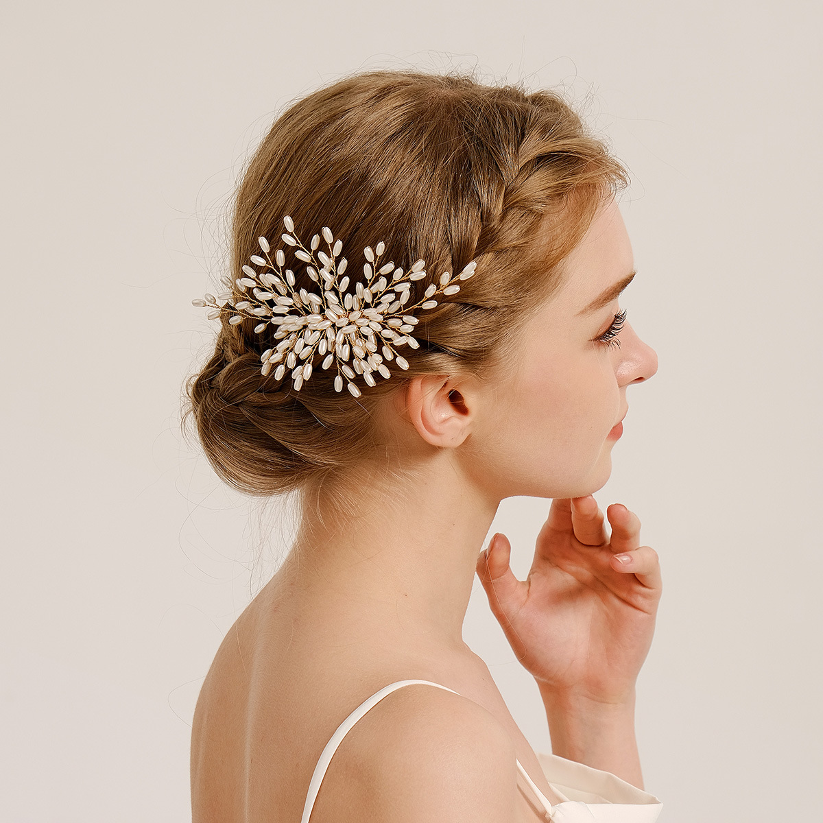 European and American cross-border bride pearl hair comb, wedding banquet ancient-style headwear, bride's updo hair accessory, gold hand-inserted comb full figure