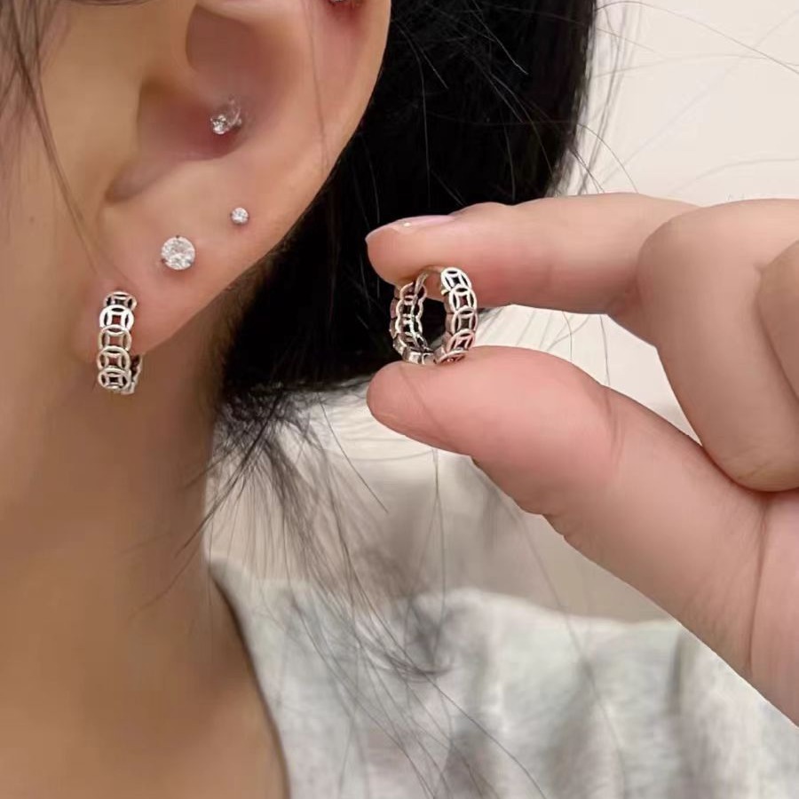 New Chinese-style, retro copper coin earring earrings, women's Instagram trendy, individualistic, fashionable, high-end and niche design earrings full figure