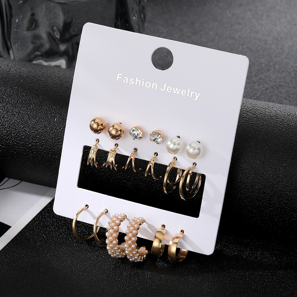 European and American cross-border pearl and water diamond earrings, exaggerated and elegant set earrings, Korean style simple and versatile stud earrings wholesale Application Scenario