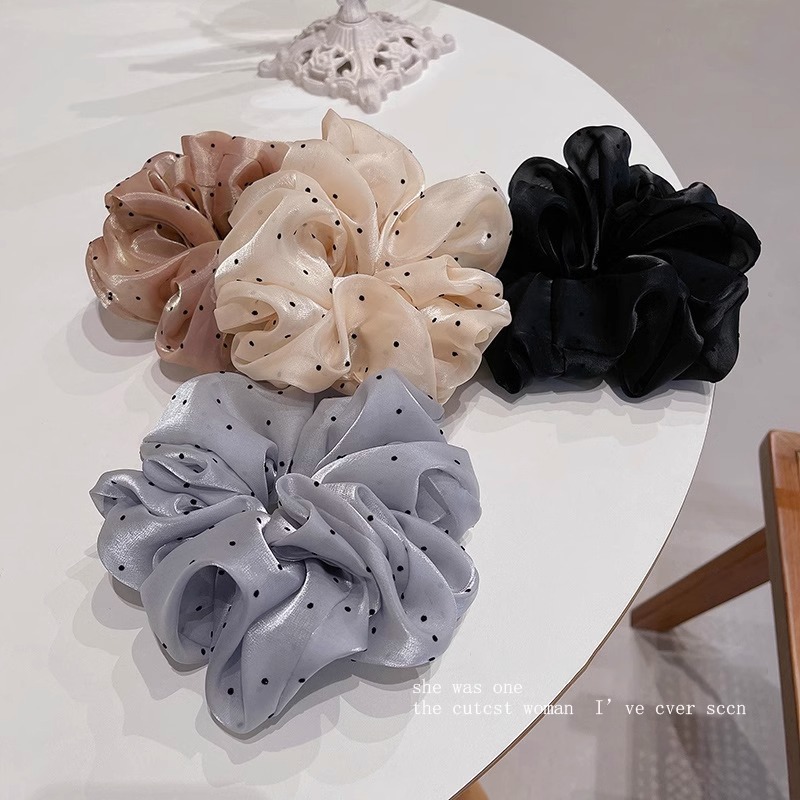 French-style gentle polka dot large fat intestine ring, pearlescent gauze gradient elegant bun hair ring, ponytail hair tie new hair accessory Application Scenario