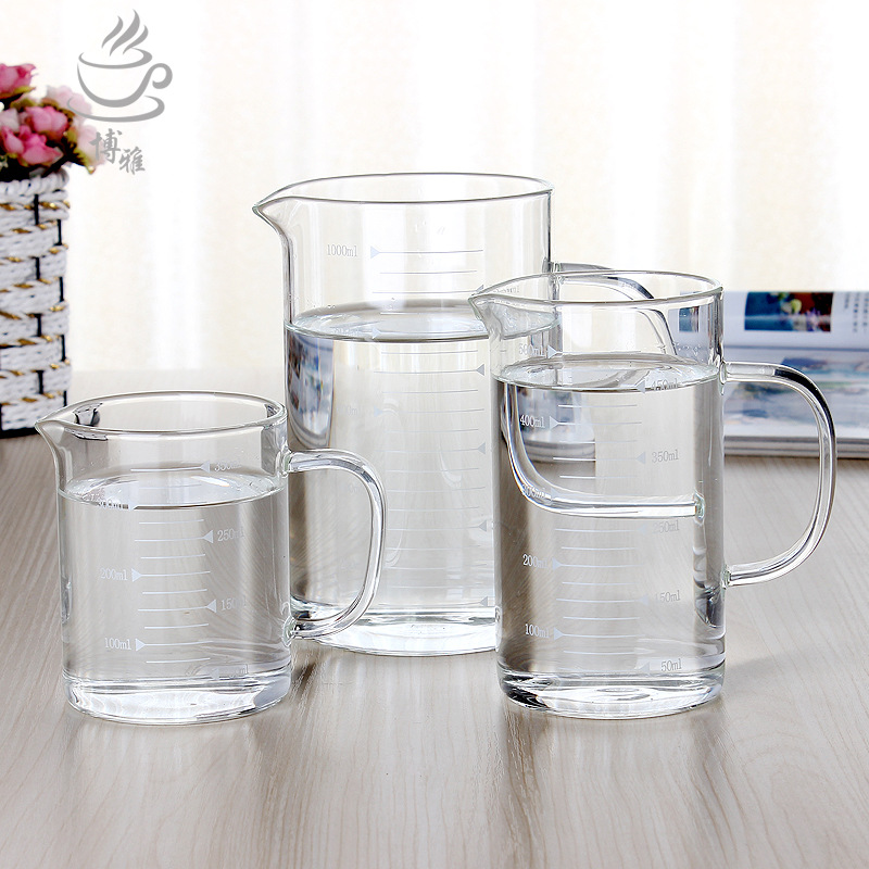 Wholesale measuring cups: High borosilicate glass graduated cups, thickened, high-temperature resistant, large-capacity kitchen and household baking cups, water cups full figure