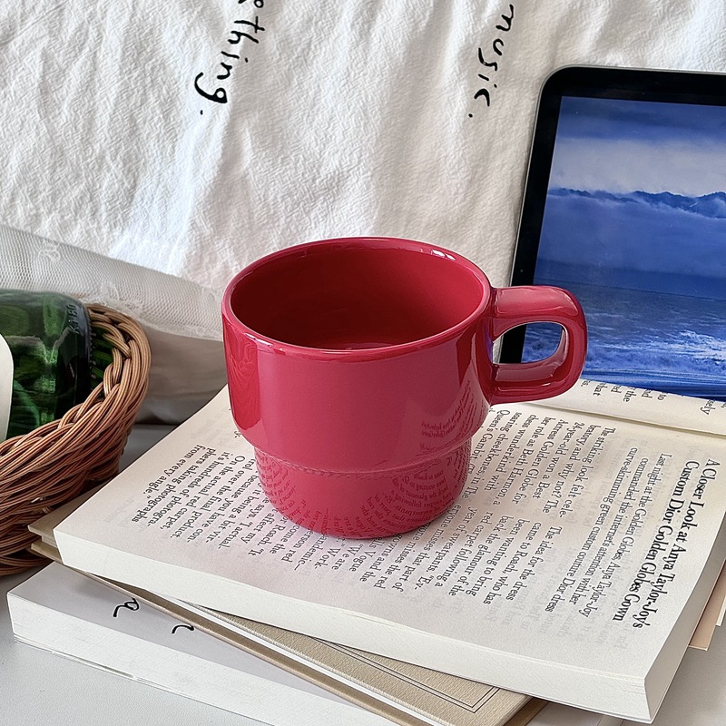 High appearance level, simple New Year Christmas red, retro red ceramic mug, cartoon coffee cup, couple gift water cup details Picture