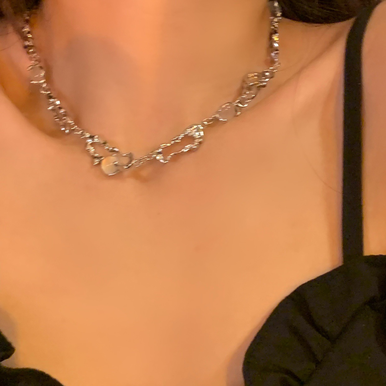 Recommendation ~ Moonstone niche cold style necklace for women's summer collarbone chain women's style necklace 2023 New style for women details Picture
