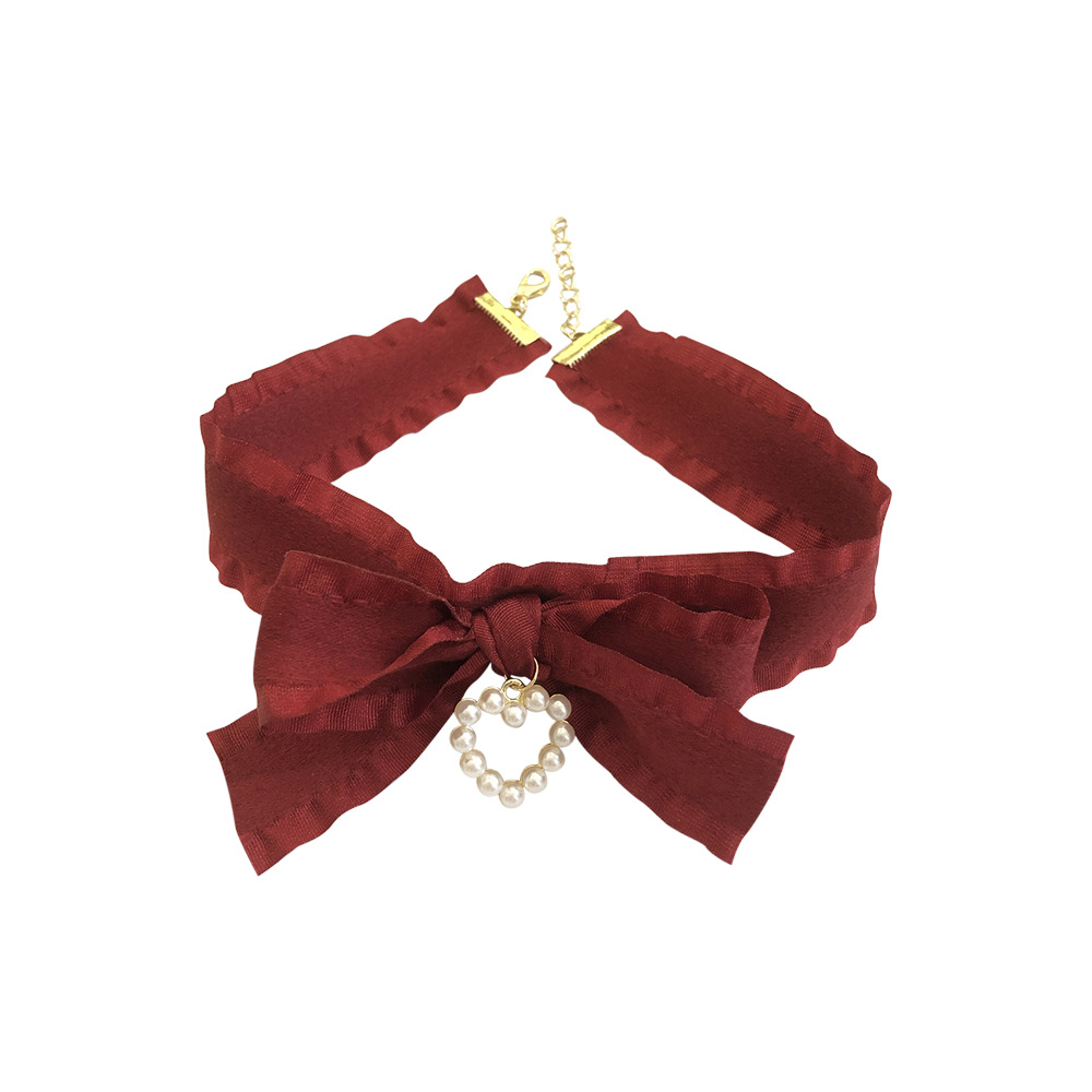 Christmas and New Year choker necklace, wine red ribbon, heart pearl, sweet and cute, 2023 new style jewelry Item Picture