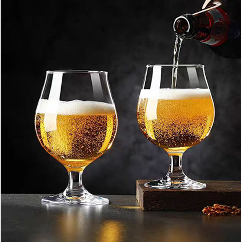 Craft beer mug, short tulip brandy tasting glass, thickened whisky glass with a reverse mouth, cocktail juice glass full figure