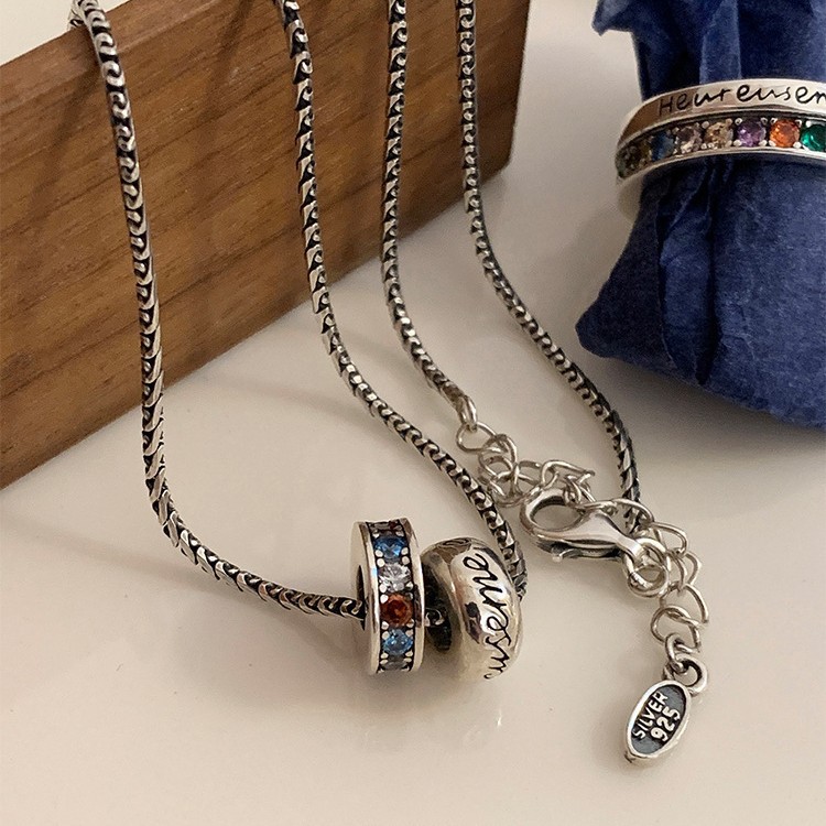 Simple letter color diamond necklace for women 2025 collarbone chain, new niche design sense hoodie chain wholesale accessory Application Scenario