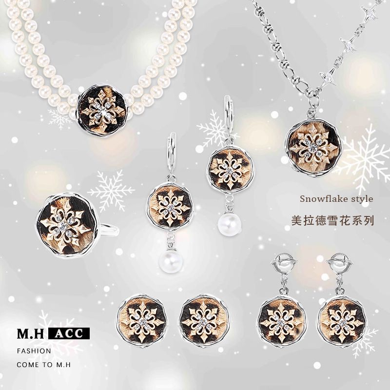 Retro Maillard Snowflake 925 silver needle stud earrings, a light luxury style, a design sense, and niche pearl earrings full figure