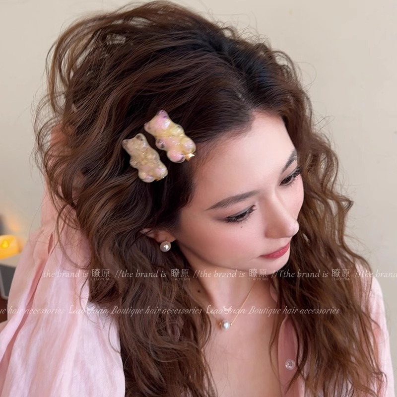 Korean juice bear pair of bangs clip headwear and hair clips, new high-end side duckbill clips and cute hair accessories for women details Picture