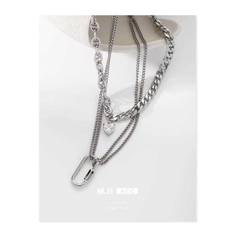 Alloy necklace, ins layered, European and American style accessory, niche design necklace, 2024 new style diamond-encrusted high-end chain details Picture