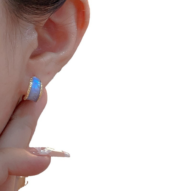 S925 Retro C-shaped glazed earring earrings for Women, a new 2025 bestseller, exude a sense of light luxury and sophistication, and are versatile and elegant Item Picture