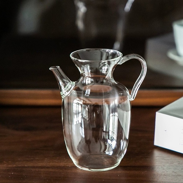 Special tea sets for high borosilicate glass teapots in the style of the Song Dynasty, thickened and heat-resistant office tea brewing utensils Application Scenario