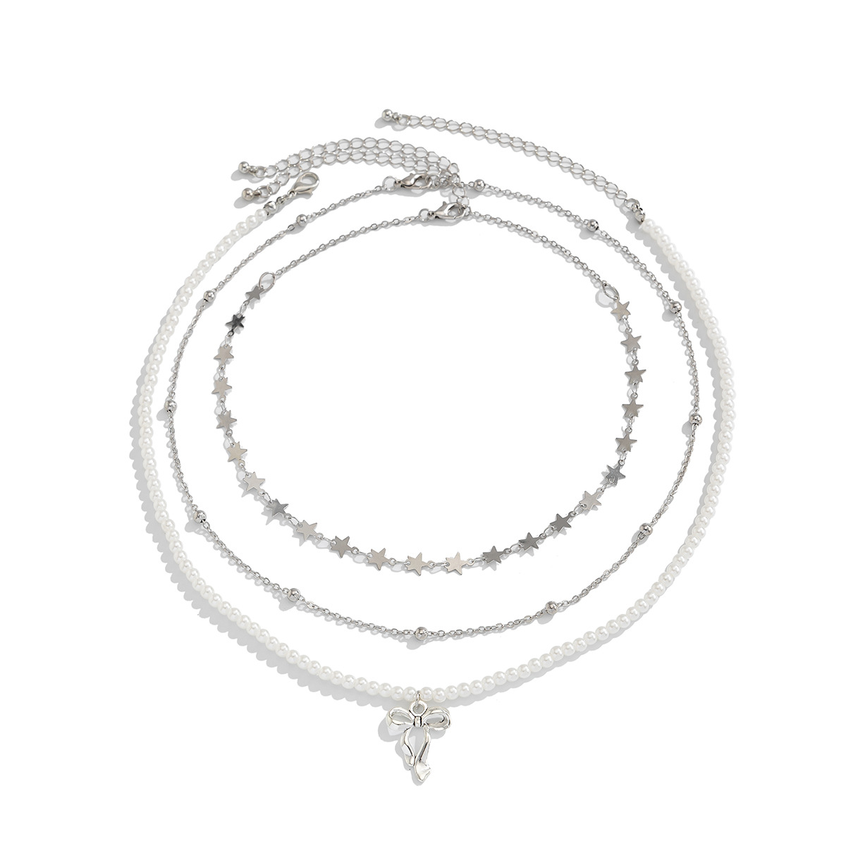 European and American cross-border jewelry fashion five-pointed star alloy pendant Necklace versatile pearl beads Necklace multiple layers Application Scenario