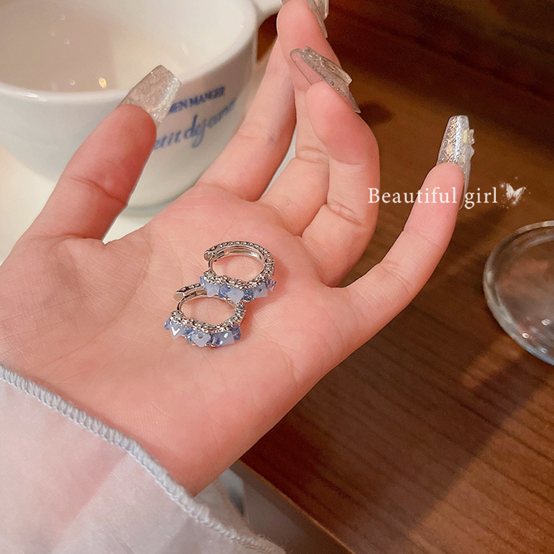 Blue retro diamond ear loops, ear buckles, women's light luxury, versatile, elegant and high-end style, ear studs, best-selling internet-famous earrings wholesale full figure