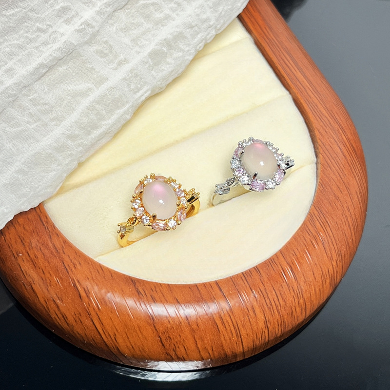 A light luxury style, faux chalcedony, high-end open ring for women with micro inlay, sweet and cool ins, cold style, exquisite and versatile ring Application Scenario