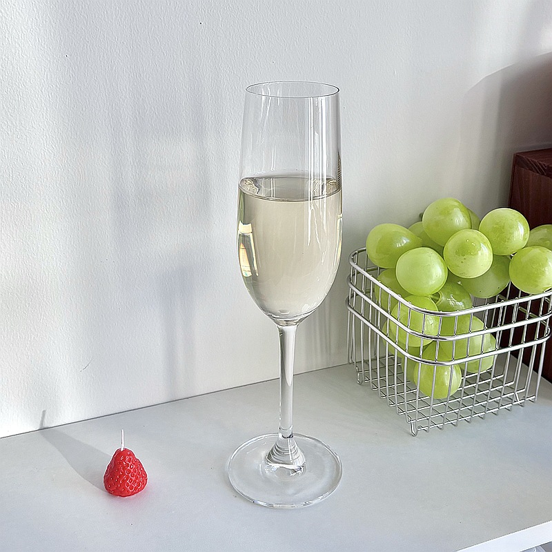 European-style light luxury high-appearance-level red wine glasses, household crystal material tall glasses, wine glasses, champagne glasses, sweet wine glasses details Picture