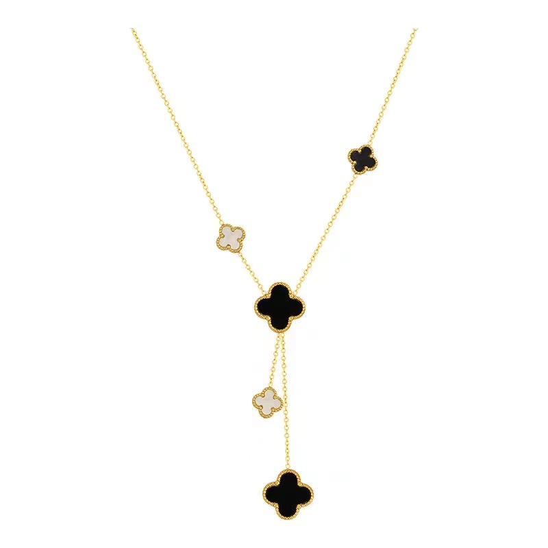 【 All-titanium Steel 】 Fringed four-leaf flower minimalist style furnace real gold necklace, female Instagram influencer collarbone chain accessory Item Picture