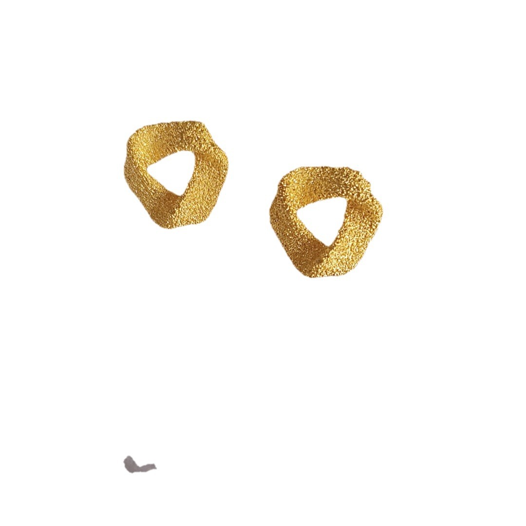 New unique geometric stud earrings for women in 2025, with a light luxury, niche and high-end feel, are fashionable and versatile on Instagram Item Picture