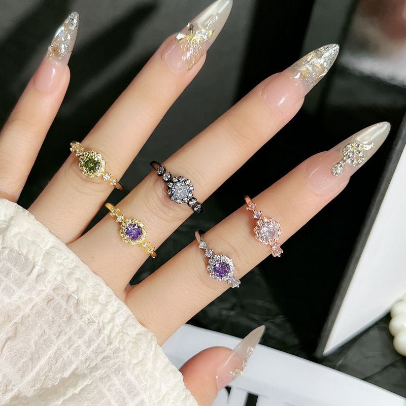 French retro stacked ring for women, round full diamond, Baroque exquisite and niche design, purple diamond fashion ring trend full figure
