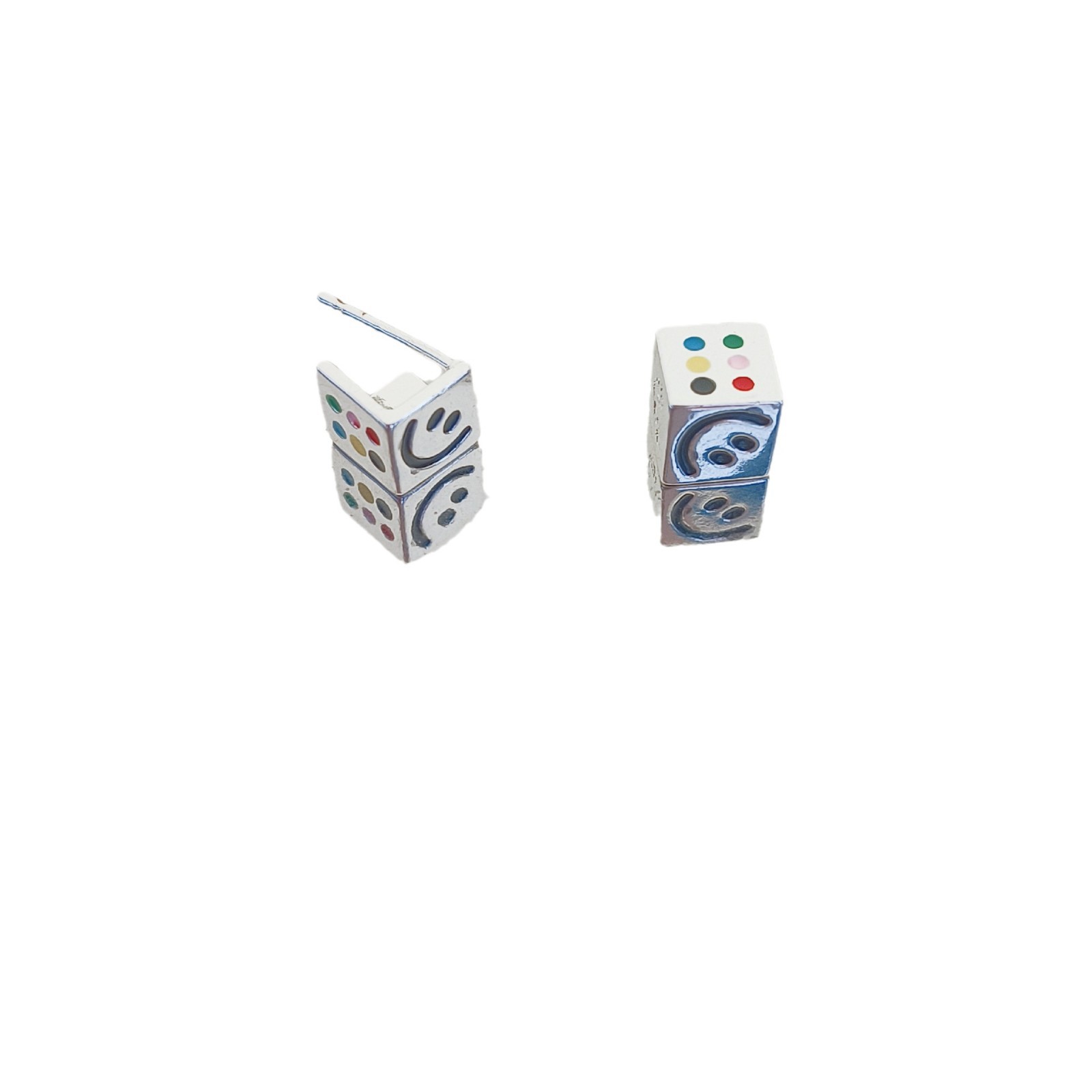 Personalized and creative design of dice smiley face stud earrings with three-sided patterns, a new style of high-end and versatile earrings in 2025 Item Picture