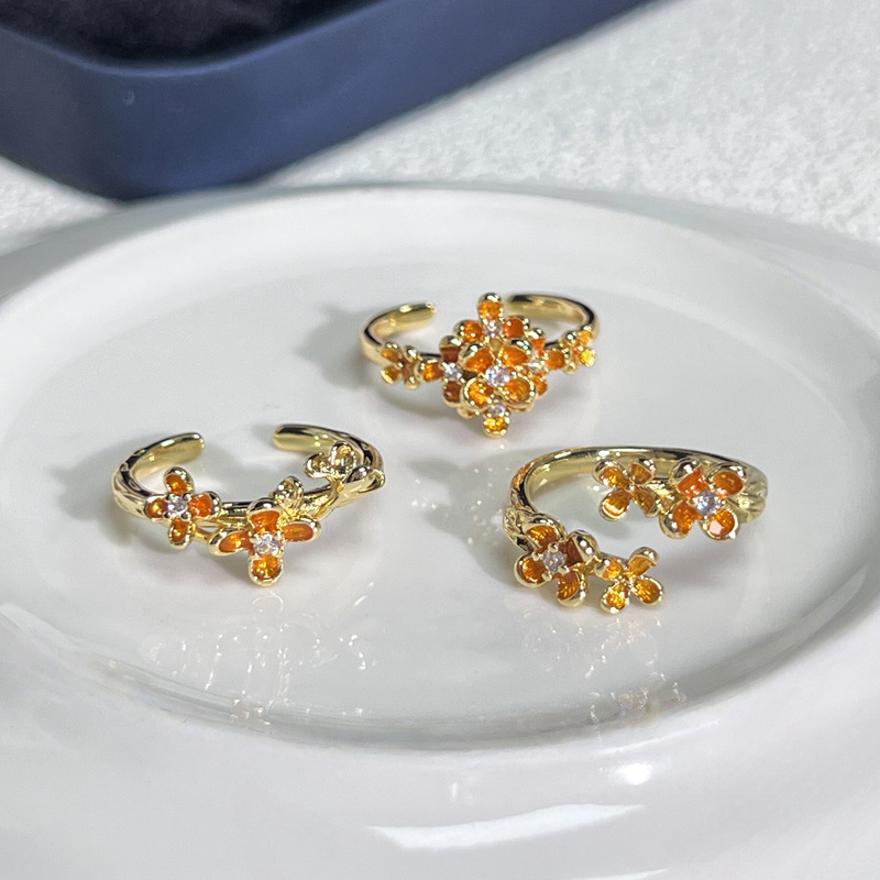 The exquisite and retro laurel goddess light luxury ring for women, with a niche and cold style, exudes a sense of high-end osmanthus and is a versatile ring trend Application Scenario