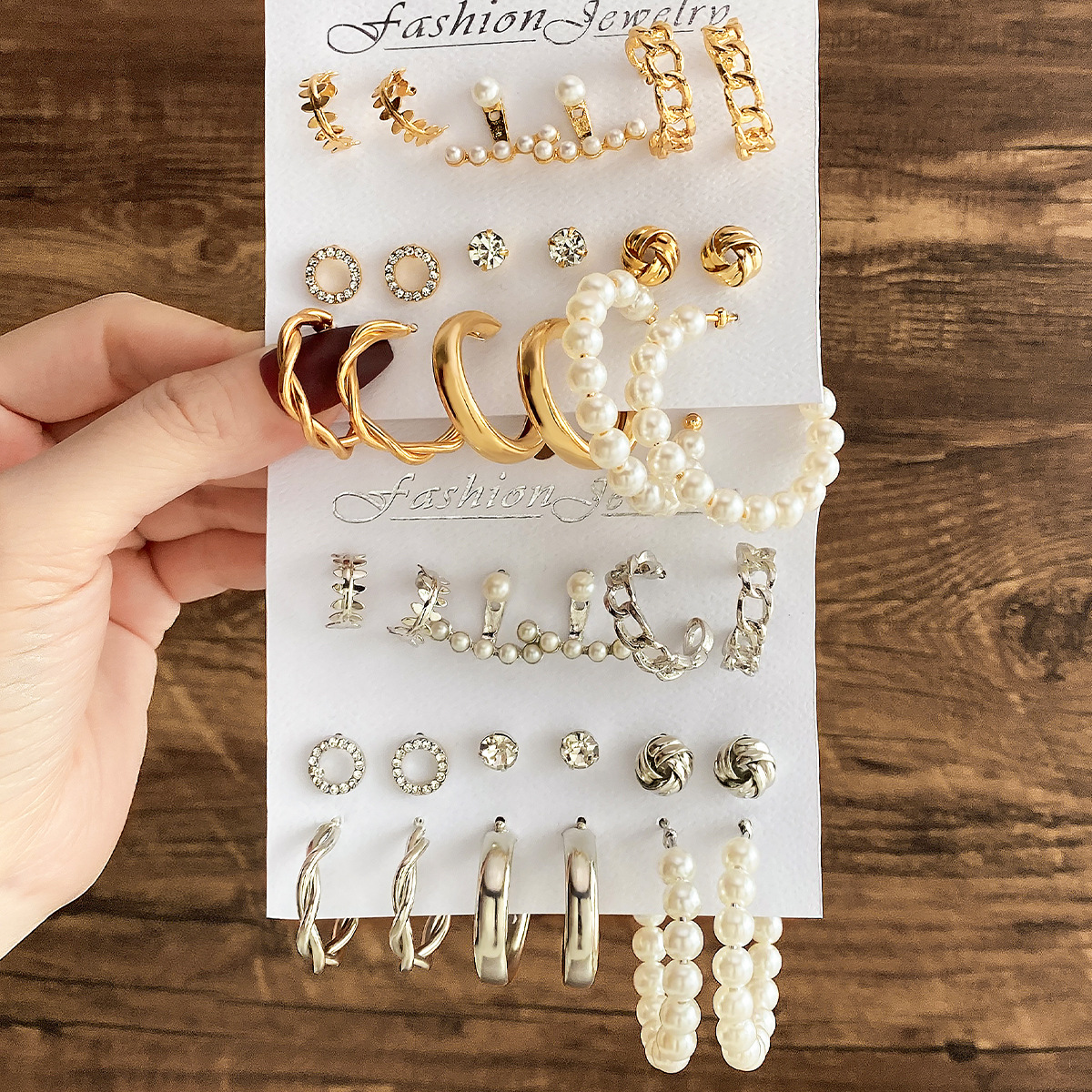 A new batch of 9-piece creative French retro gold earrings set with pearl inlays for cross-border women from Europe and America full figure