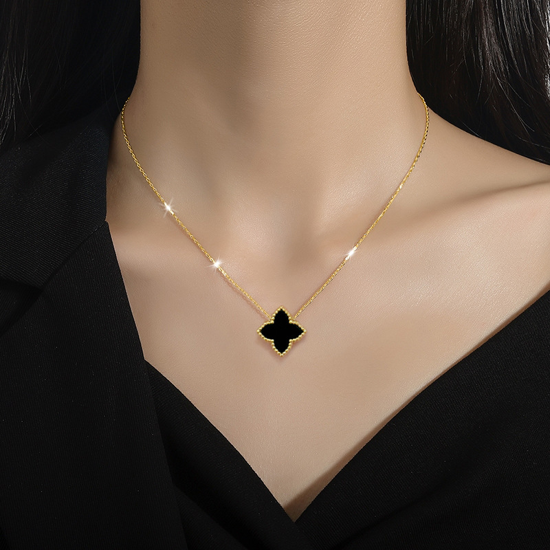 【 All-titanium Steel 】 Full diamond four-leaf flower minimalist style furnace, real gold necklace, female Instagram influencer collarbone chain accessory details Picture