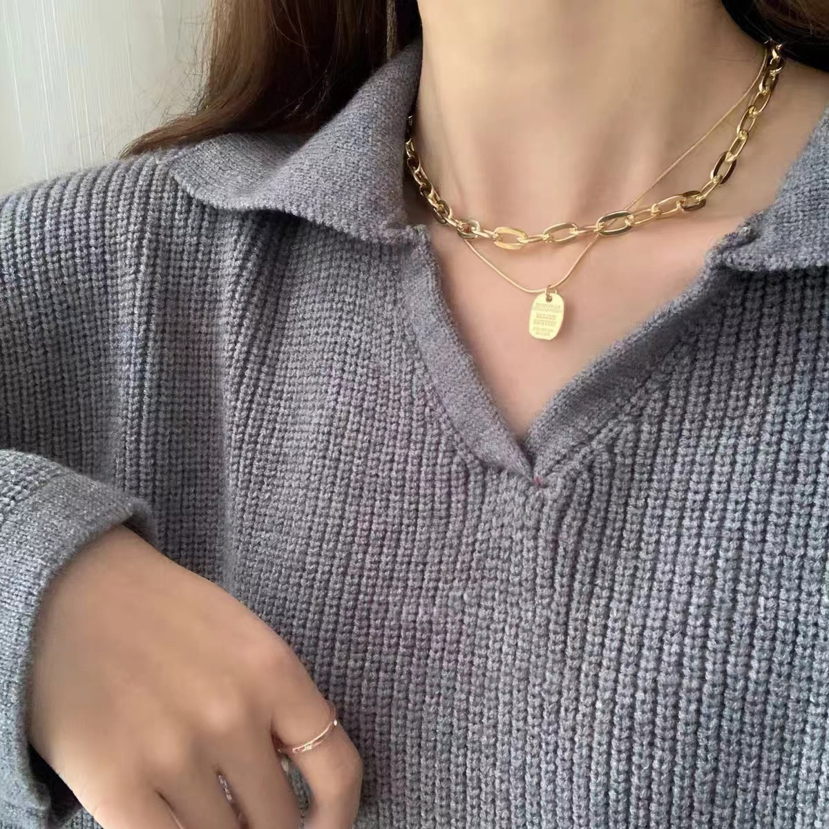 Hip-hop versatile necklace, simple and fashionable 2022 new trendy and niche design sweater chain, ins cold style neck chain full figure